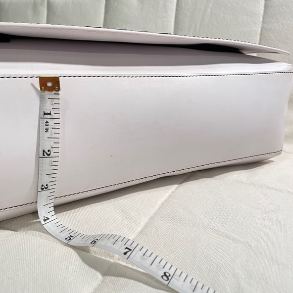 ECCO White Messenger Bag Shoulder Bag - Picture 15 of 16